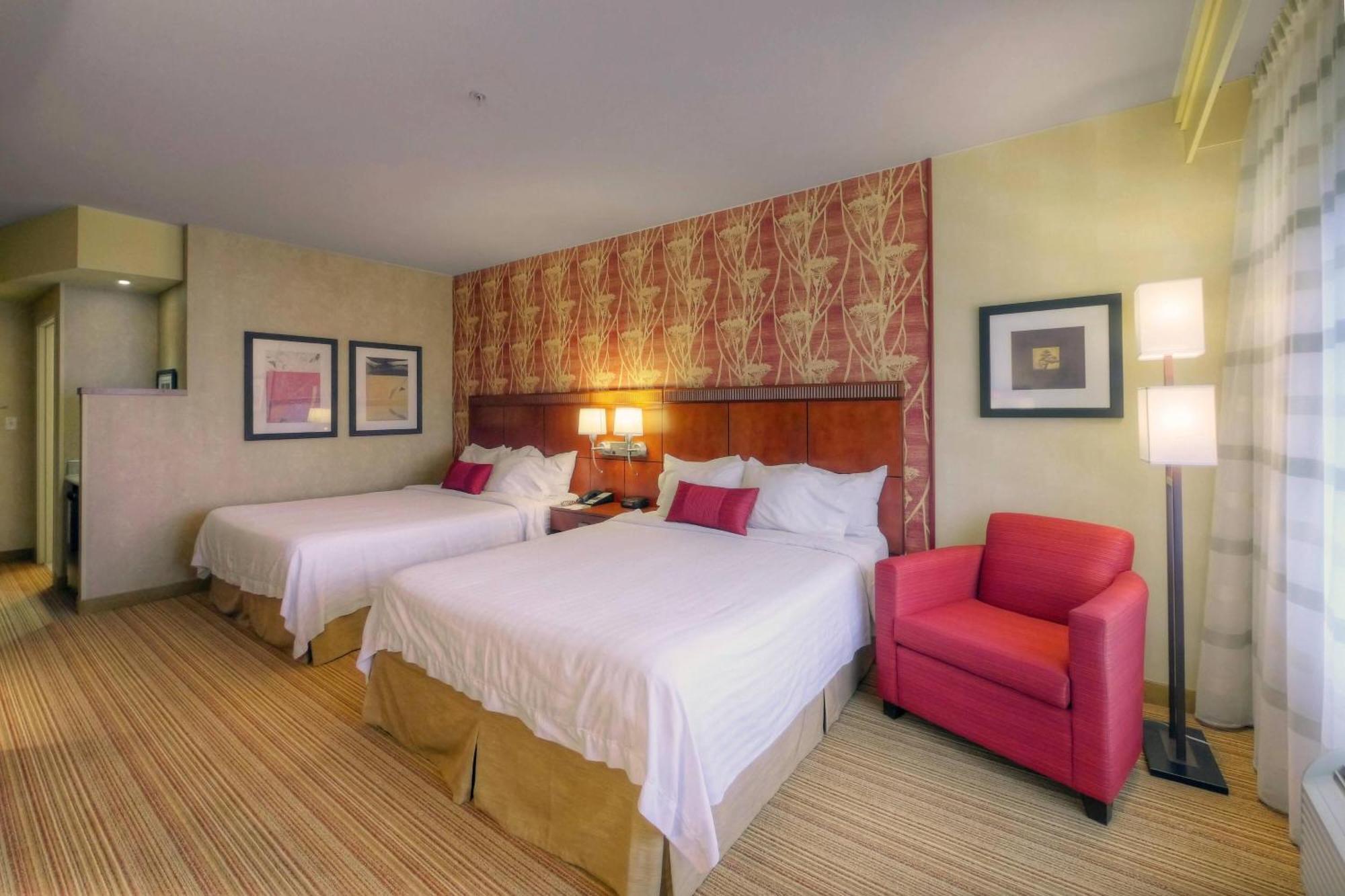 Hotel Courtyard Medford Airport Esterno foto