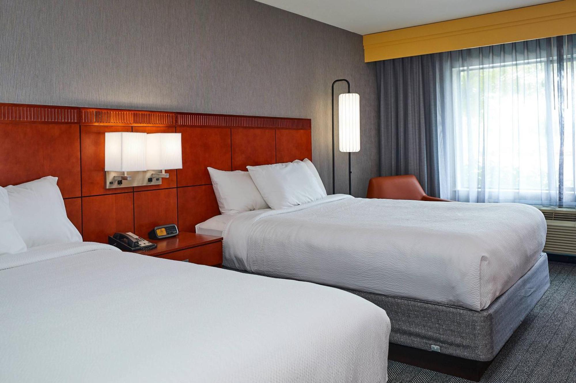 Hotel Courtyard Medford Airport Esterno foto